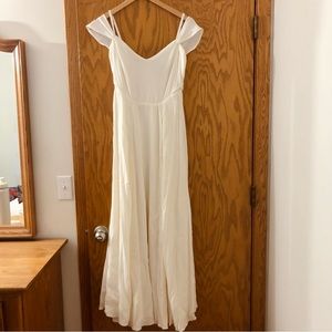 Women’s Reformation Size 4 Ivory Poppy Dress